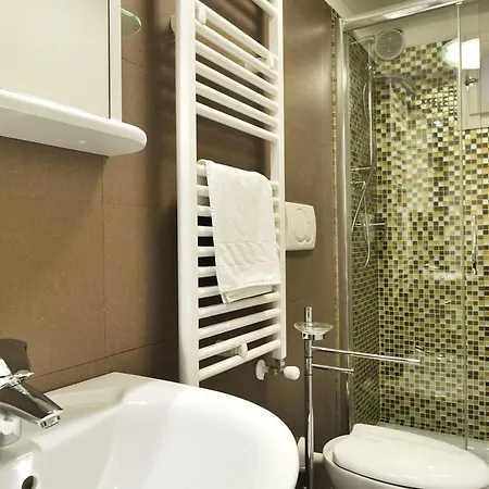 Cannaregio Canal View - Marco Polo By Wonderful Italy * Venezia